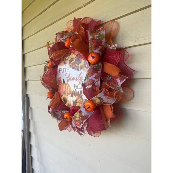 🍂 Faith Family Fall Wreath | Pumpkins & Sunflowers Autumn Thanksgiving Decor - Picture 7 of 8